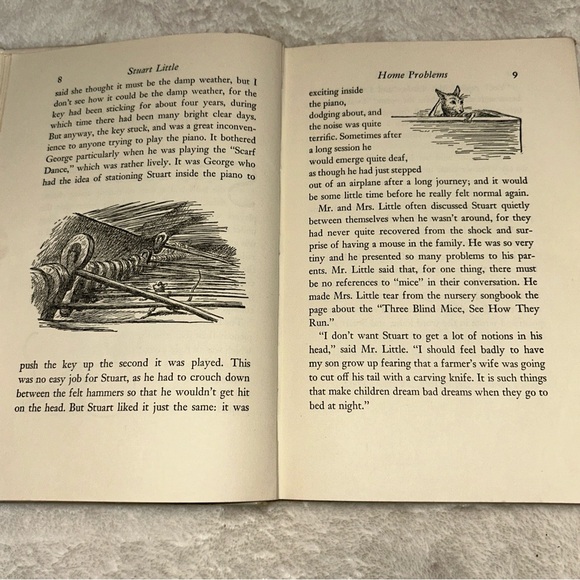 A 1st Edition Book, Stuart Little by E.B. White. 1945 Original. No Dust Jacket. - Picture 7 of 14